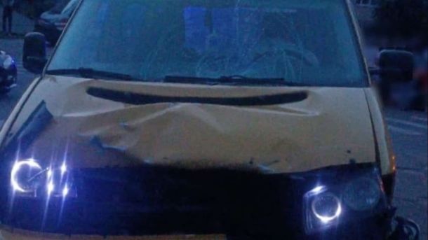 У Святошині поліція затримала жінку з наркотиками завдяки сигналу таксиста Місце ДТП у Ржищеві на Обухівщині, де 17-річний пасажир мотоцикла Lifan загинув після зіткнення з Volkswagen 6 липня
