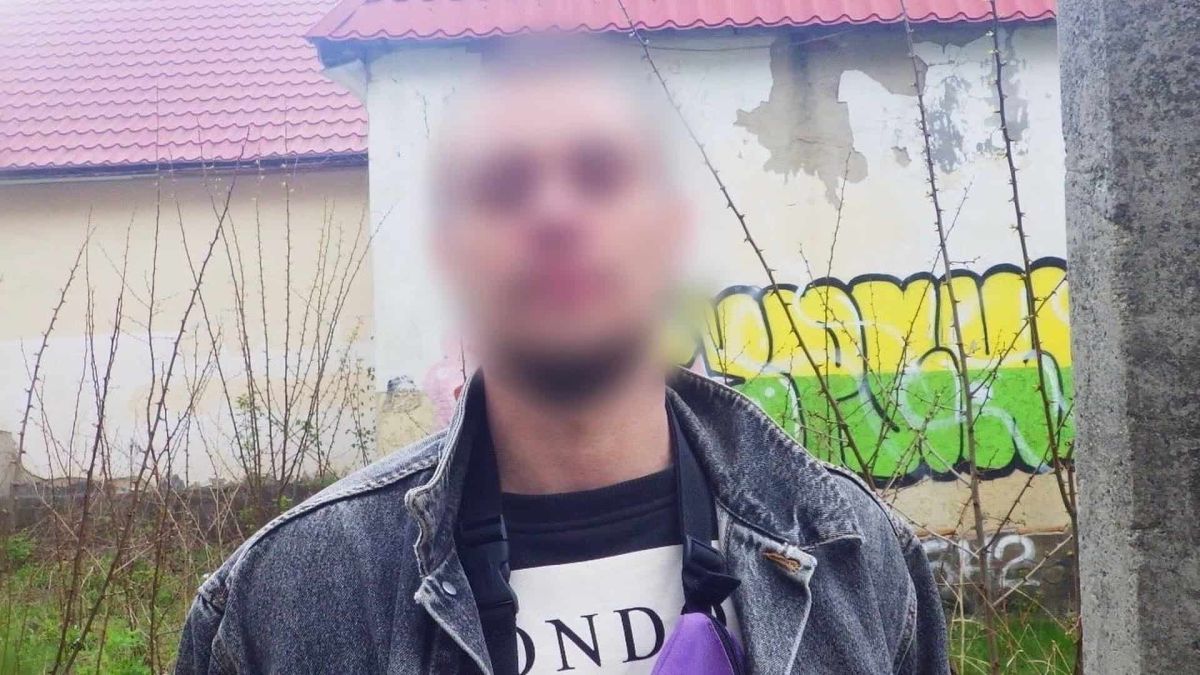 П'яний киянин із пістолетом лякав перехожих у Дніпровському