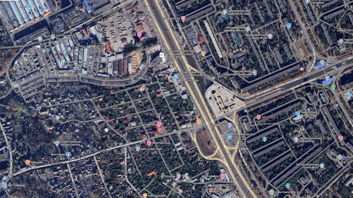 Мапа, на якій є недобудований торговий центр April City