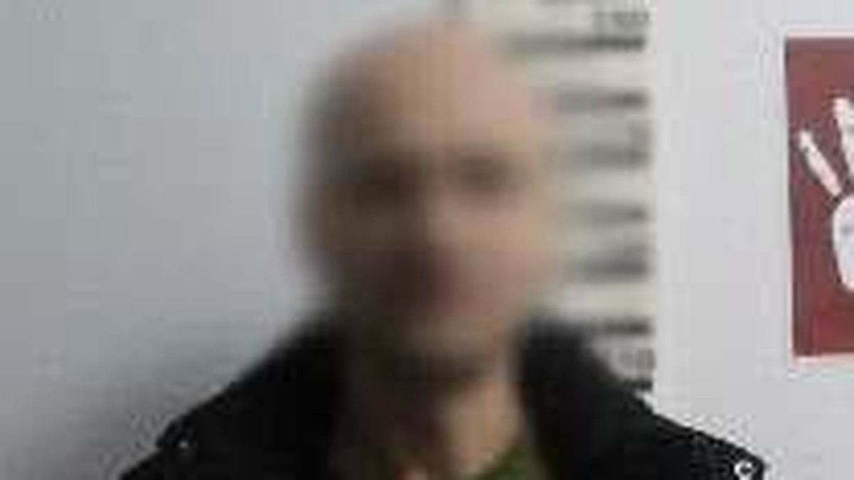 Поліцейські затримали 46-річного киянина-рецидивіста, який пограбував чоловіка у під'їзді на Солом'янці: суд призначив 7 років ув'язнення