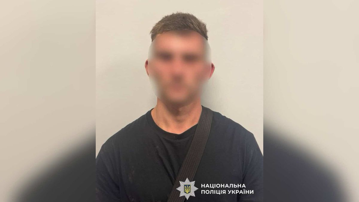 П’яний водій на Броварщині врізався в дерево — травмована 17-річна пасажирка Наслідки ДТП на Броварщині: Opel Vectra врізався в дерево, постраждала 17-річна пасажирка, водій мав 2,44 проміле алкоголю