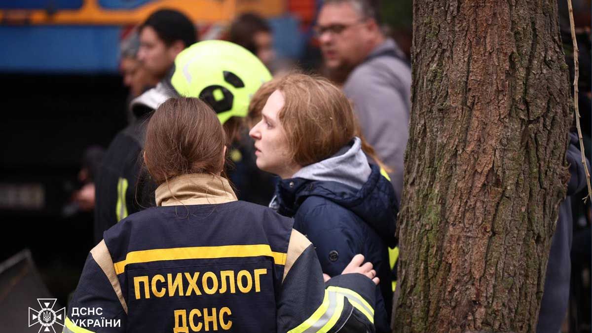 У Києві відкрили штаби допомоги мешканцям після нічної атаки