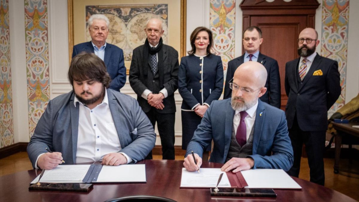 Державний секретар МЗС та голова Фундації Пилипа Орлика підписують меморандум про співпрацю в Києві