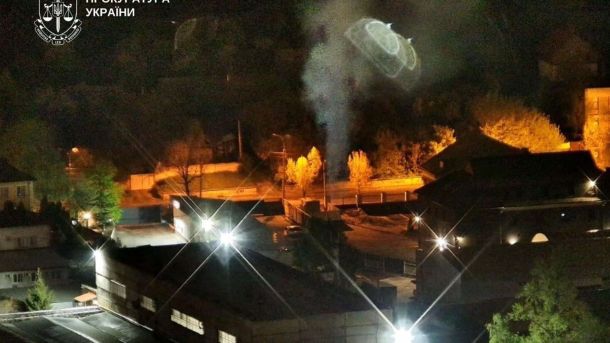 Киянка порізала ножем співмешканця під час п'янки — до 15 років в'язниці Підприємство з переробки металів у Подільському районі Києва перевищило норми викидів діоксиду сірки майже у 20 разів