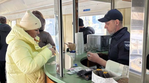 Київ понад 1000 будинків без тепла, Київщина: тепло у 5000 будинків, 370 тисяч родин зі світлом