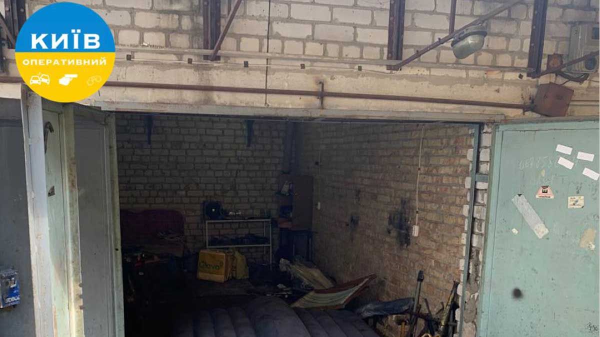 Поліція Оболоні виселила порушників з гаражного кооперативу після скарг на нічні гулянки