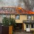 Рятувальники гасять пожежу на даху житлового будинку у селі Безп'ятне Васильківської громади на Київщині