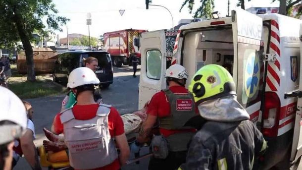 Митрополит Епіфаній звершив акафіст у Ближніх печерах Лаври Кабінет Міністрів України 15 липня 2026 року ухвалив постанову № 917, яка змінює порядок функціонування госпітальних округів і дозволяє створювати тим
