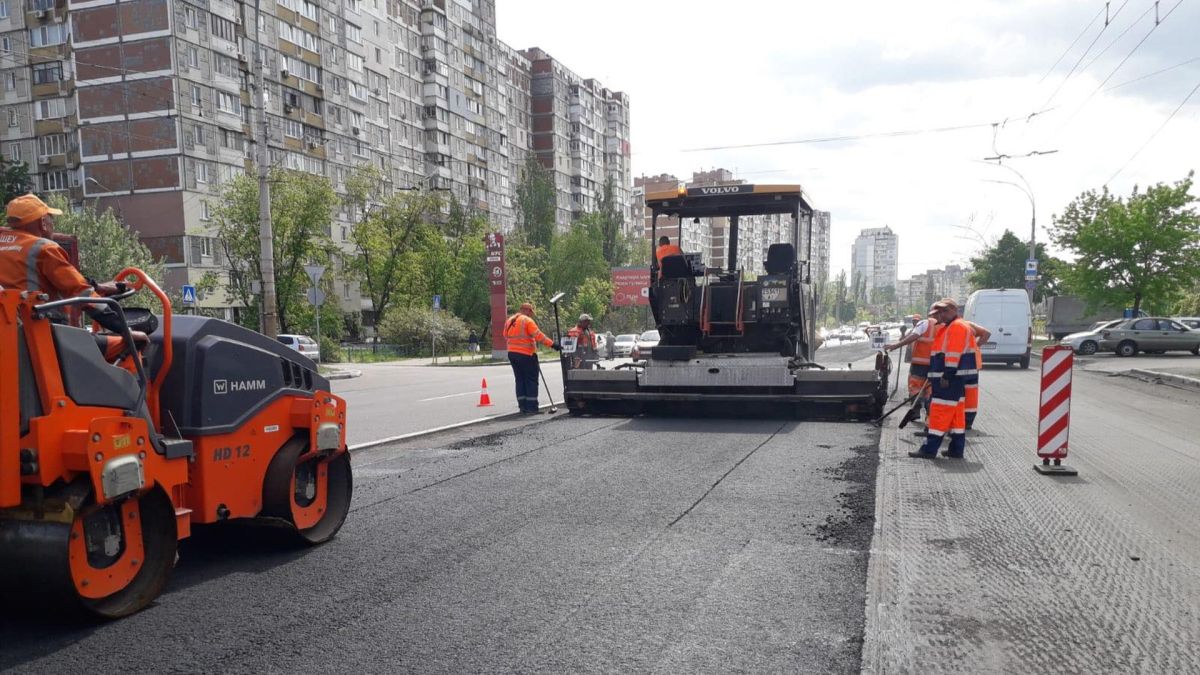 Схема обмеження руху транспорту на шляхопроводі на перетині Новокостянтинівської та Олени Теліги