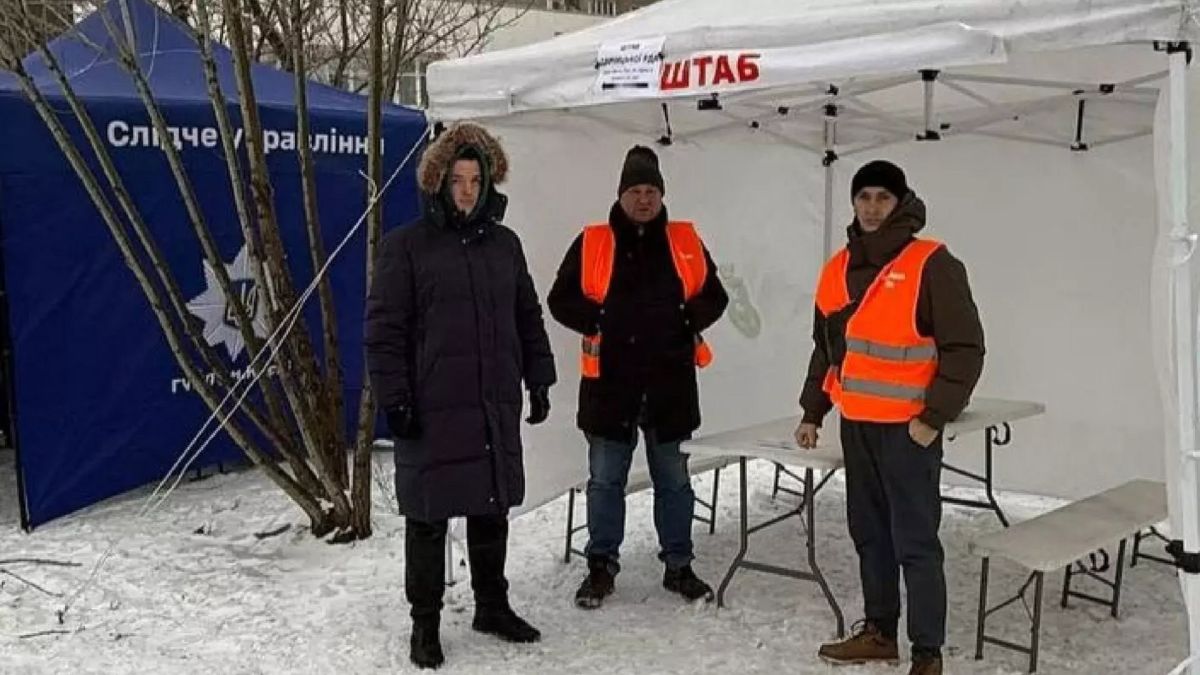 У Солом'янському районі розгорнуто штаб допомоги після нічної атаки БпЛА Штаб допомоги