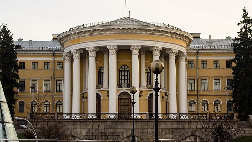 «Жовтневий палац» отримав нового управителя: 99,9% доходів – до бюджету