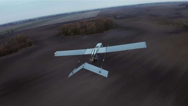 Дрон FP-1 у небі